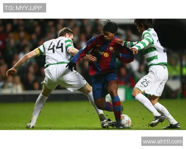 足球明星莫伦斯的职业生涯与成就全面解析